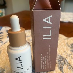 Ilia New Serum Skin Tint /ST5/BomBom